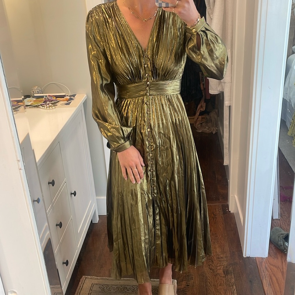 Equipment size 0 shiny and fun dress!!